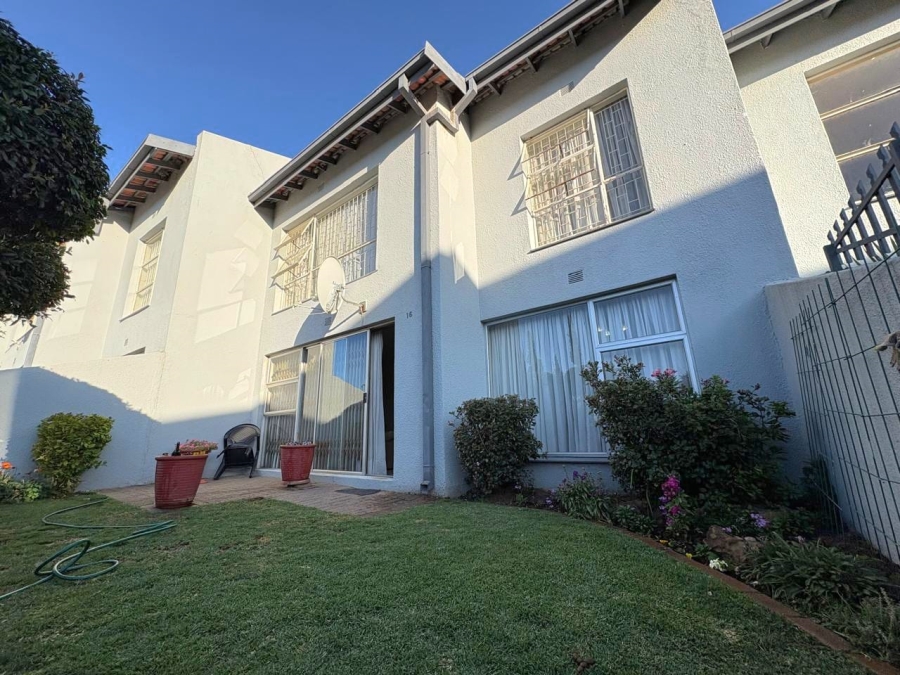 3 Bedroom Property for Sale in St Helena Free State